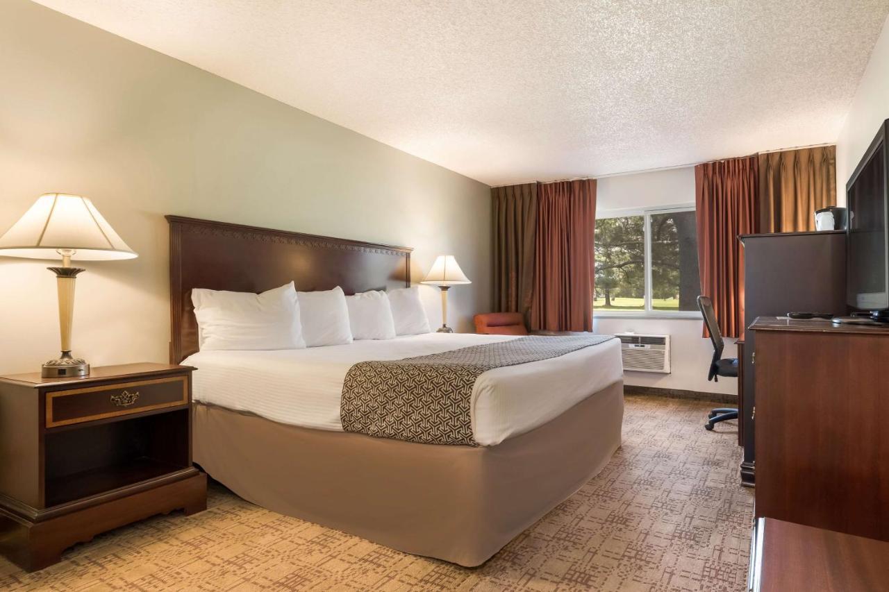 Surestay Hotel By Best Western Thomson Zewnętrze zdjęcie